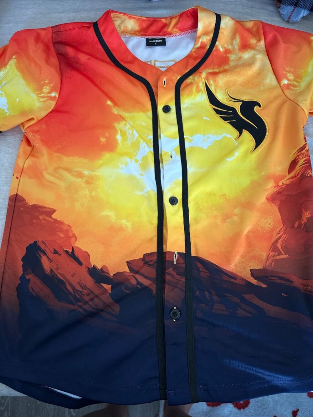 Illenium Red Rocks Jersey 19' Small - Picture 2 of 2